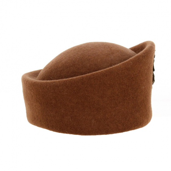 Brown Wool Beanie with Embroidered Patch - Traclet