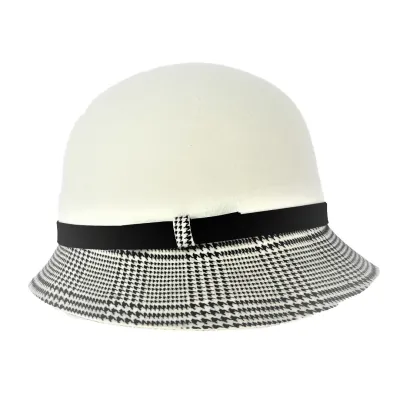 White and Houndstooth Wool Felt Cloche Hat - Traclet Reference: 17048 | Traclet Hat Shop