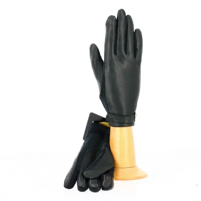 Black Sheep Leather Touch Screen Gloves - Isotoner Reference: 18713 | Chapellerie Traclet