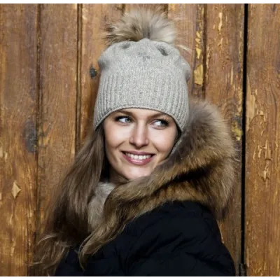 Foxy Star gray wool pom-pom beanie - Pipolaki  Reference: 2849 | Chapellerie Traclet