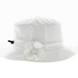 Carole patent rain hat with flowers