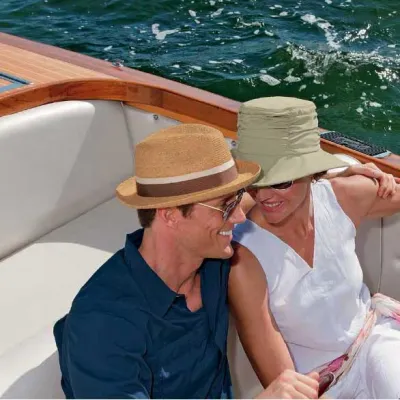 The R7 Tilley hat in raffia