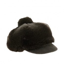 brown fur newsboy cap