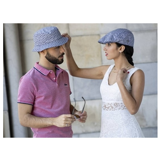 Casquette Plate Bang Motifs Fleurs Bleu Marine - Traclet Casquette Plate Bang Motifs Fleurs Bleu Marine - Traclet