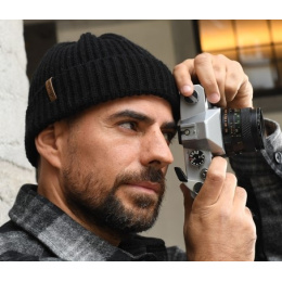 Recycled Leo Cuffed Beanie - Le Drapo