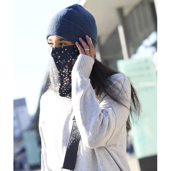 Floral Neck Warmer - Le Drapo