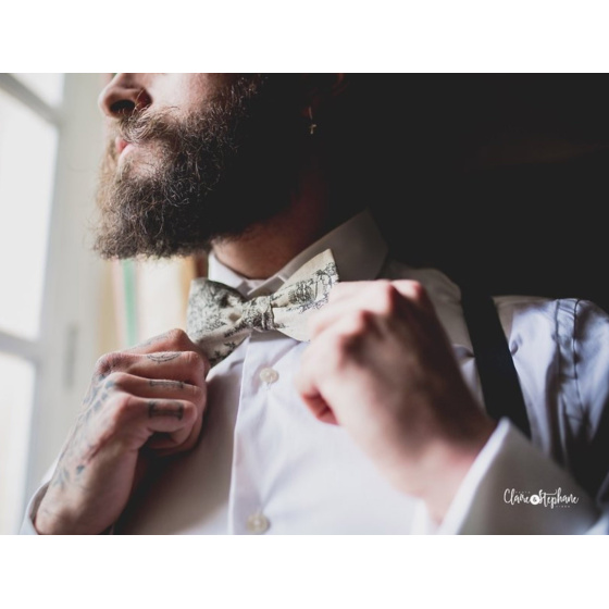 Ecru Toile de Jouy Bow Tie - Le Coq En Pap