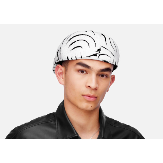 Casquette Plate Swerve 504 Noir & Blanc - Kangol Casquette Plate Swerve 504 Noir & Blanc - Kangol