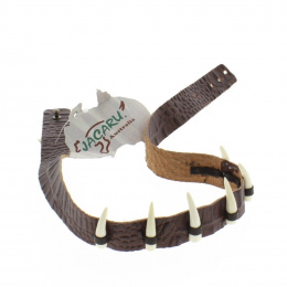 Leather and crocodile tooth hat trim