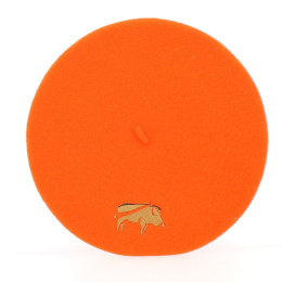 Orange Wild Boar Embroidered Beret model3 - TRACLET