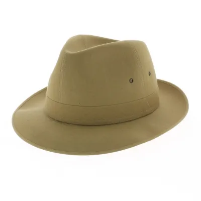Sylvain's hat