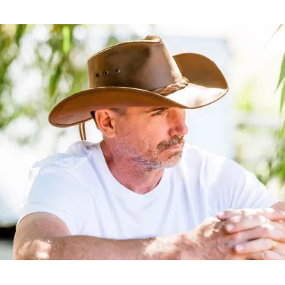 Hollywood Traveller Camel Leather Hat - American Hat Makers Reference: 23748| Chapellerie Traclet