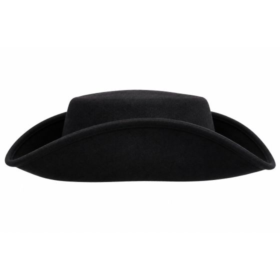 Chapeau Arnaud l'ORDRE des CHEVALIERS BRETVINS .