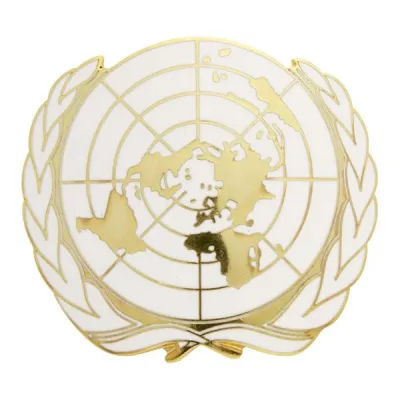 Gold & White UN Beret Badge – Traclet Reference: 24665| Traclet Hat Shop