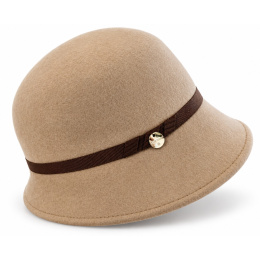 Zaus Beige Wool Felt Cloche Hat - Traclet