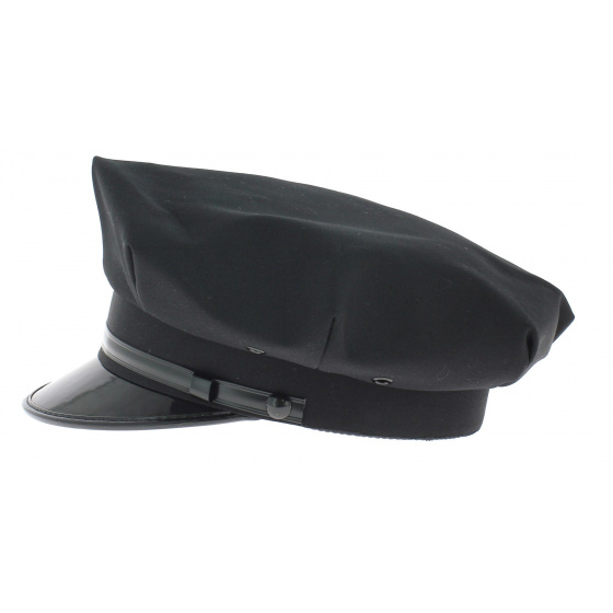 black driver hat