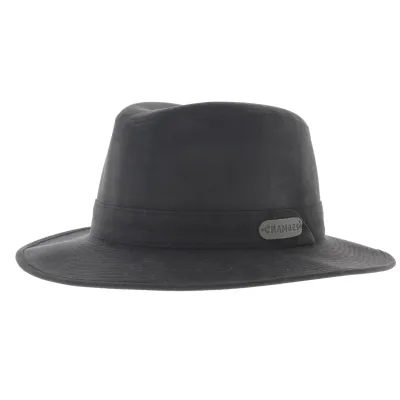 Chapeau Alcantara