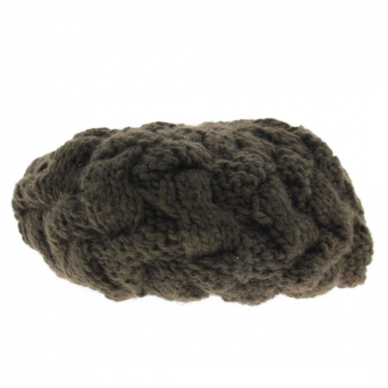Knit beret