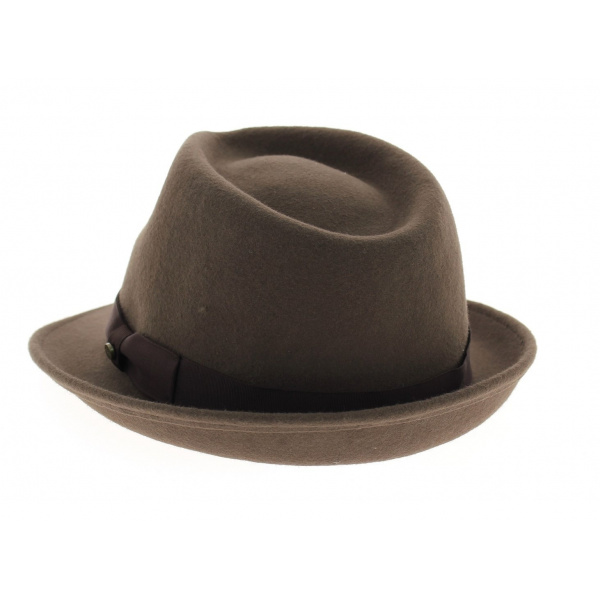 hat forms