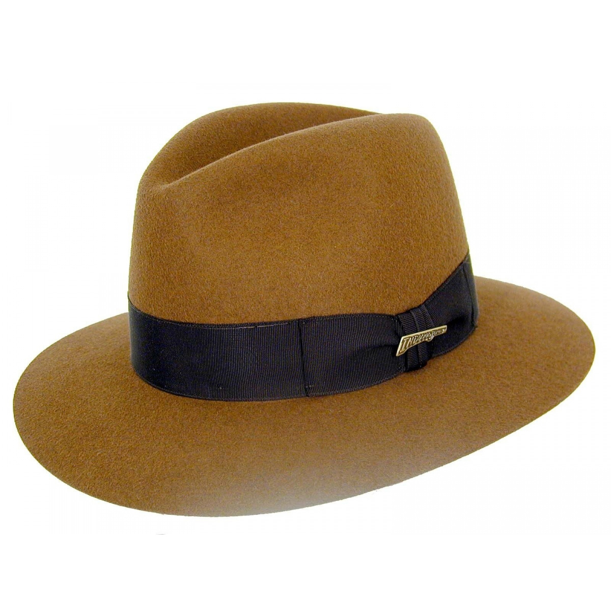 Le chapeau mythique d'Indiana Jones s'arrache à un prix record aux