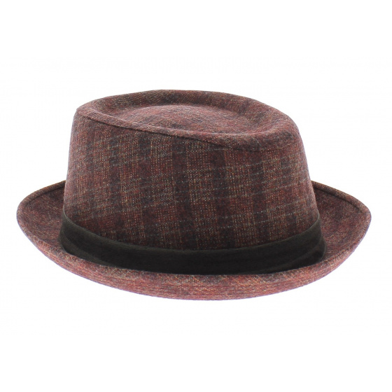 Red Guerra porkpie hat