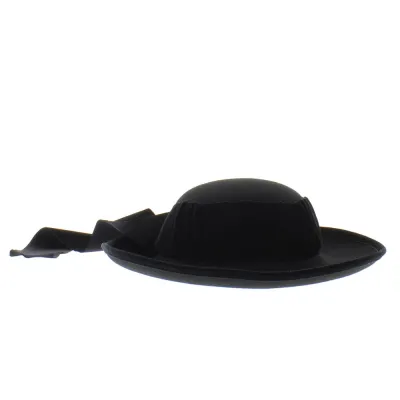 Breton hat