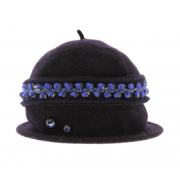 Hat tramp fancy