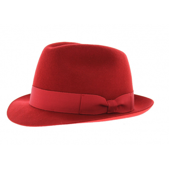 Madder red trilby hat
