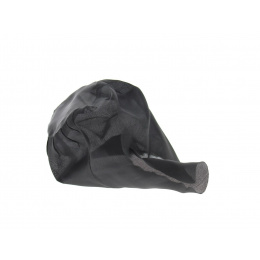 Coiffe à chapeau
