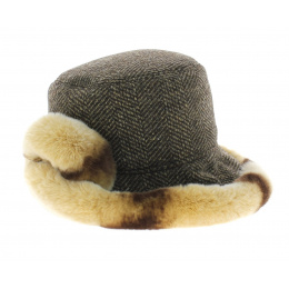 Anna rabbit hat