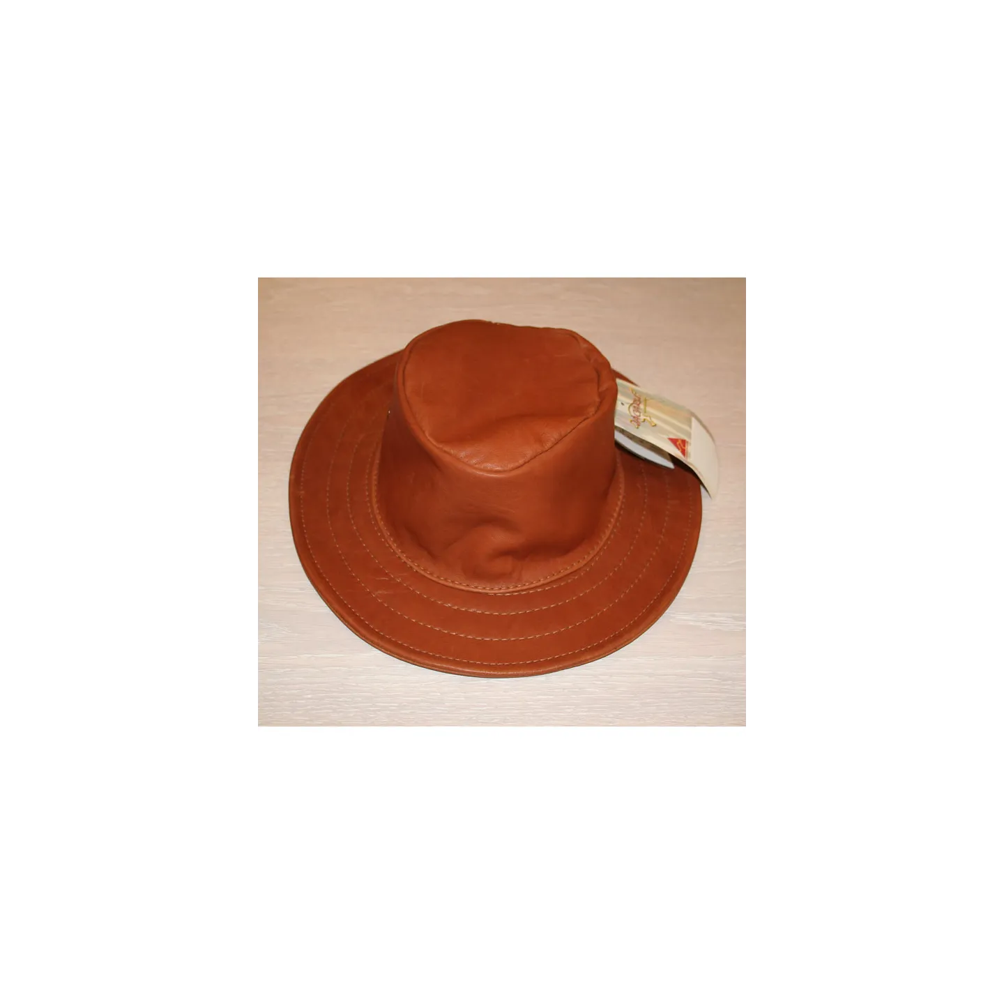 Chapeau cuir style Traveller