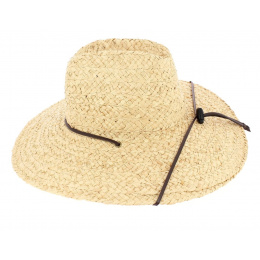 Straw hat, large brim