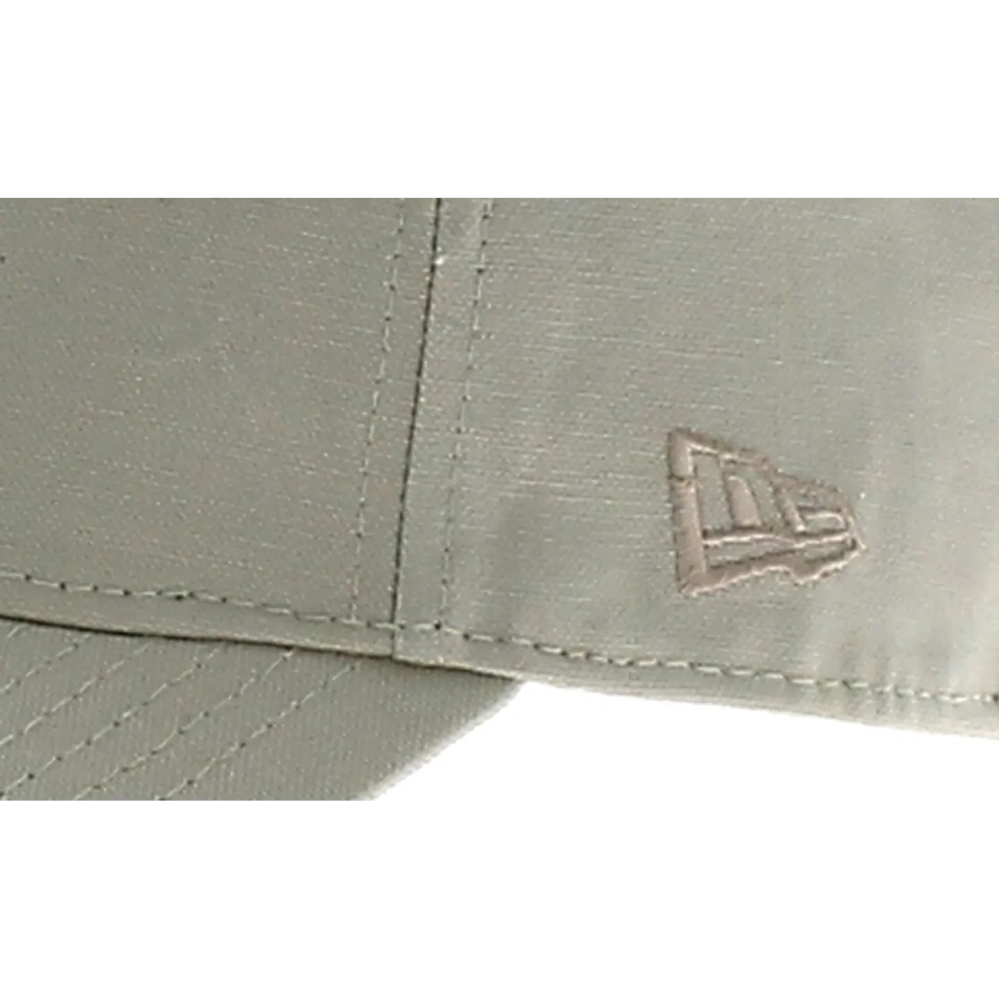Casquette NewEra-Traclet-Casquette Crafted Tonal Patch Beige Reference : 7302 | Chapellerie Traclet