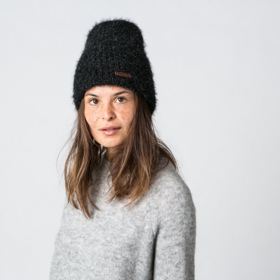 Ultra Black Beanie - Barts