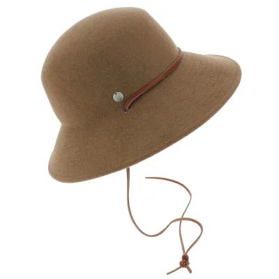 The Meadow Hat Tawny Wool Felt - Coal Reference: 7954 | Traclet Hat Shop