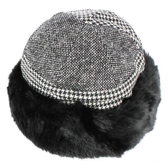 Eylem Faux Fur Hat with Fleece Lining - Traclet
