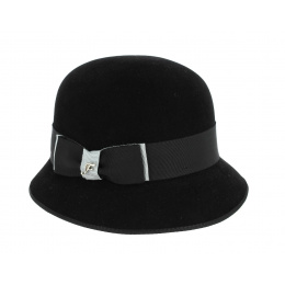 Judith Black Cloche Hat in Rabbit Felt - Fléchet