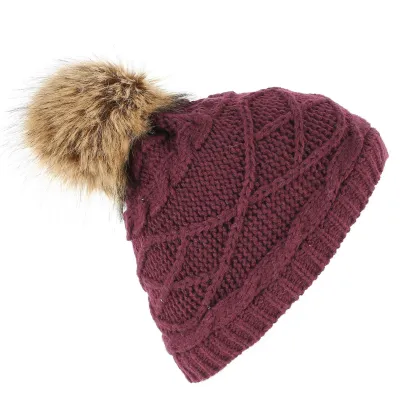 Burgundy Victoria Pompom Beanie - Traclet Reference: 5014 | Traclet Hat Shop