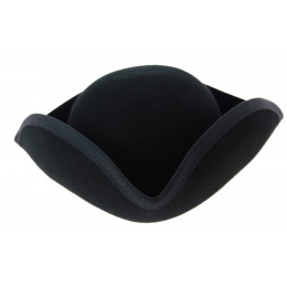 tricorn hat 
