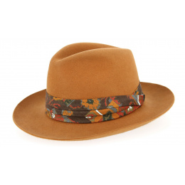Orange fur felt hat