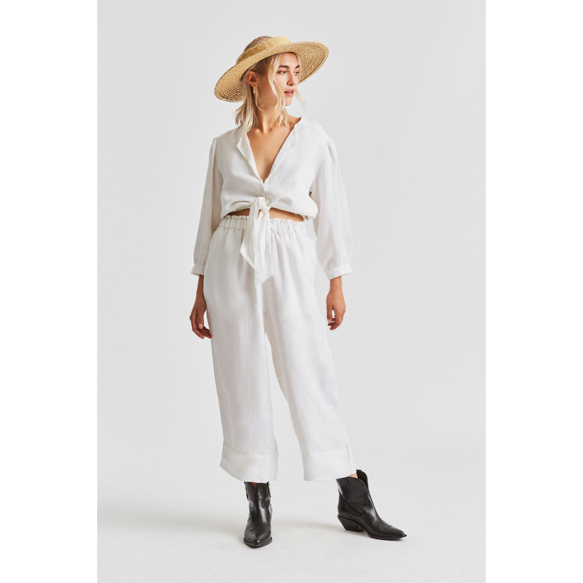 Joanna Tan Natural Straw Visor 
