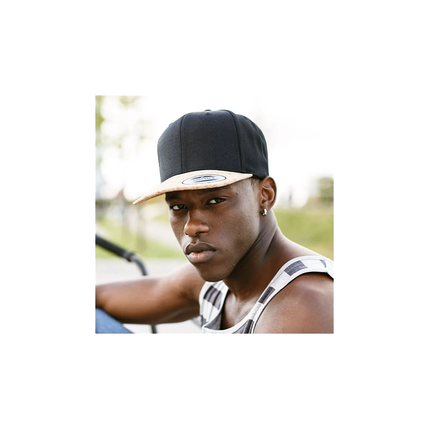 Black Cork Snapback Cap - Traclet Reference: 10631 | Traclet Hat Shop