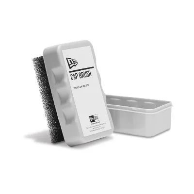 Brosse Casquette Boîte en Plastique- NewEra  Reference : 10669 | Chapellerie Traclet