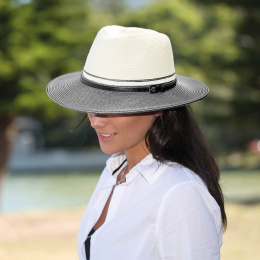 Bella Ivory Navy Hat- Emthunzini Hats