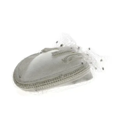 White Prestige and Chic Hat Reference: 13115 | Traclet Hat Shop