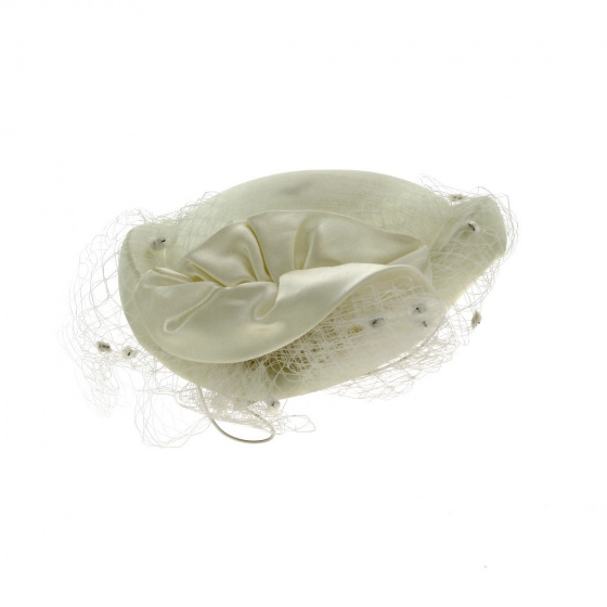 Chapeau de Cérémonie EDY Paradis Blanc ou Ecru Chapeau de Cérémonie EDY Paradis Blanc ou Ecru