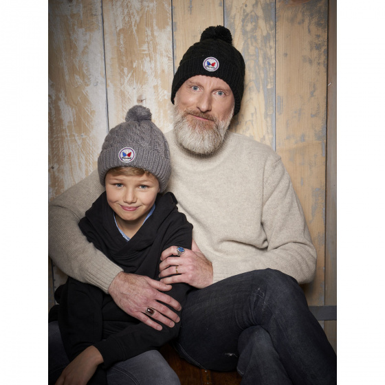 Gstaad pompom hat adult and child Black - Pipolaki