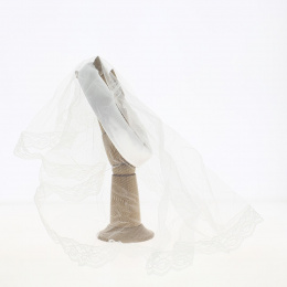 white mantilla