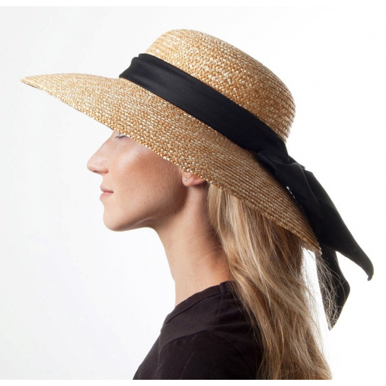 STRAW CAPELINE WOMAN