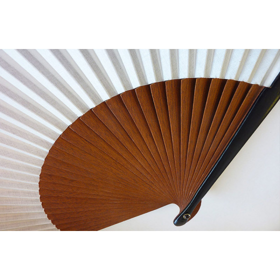 Traclet Ivory Grand Panama Fan - Vera Pilo